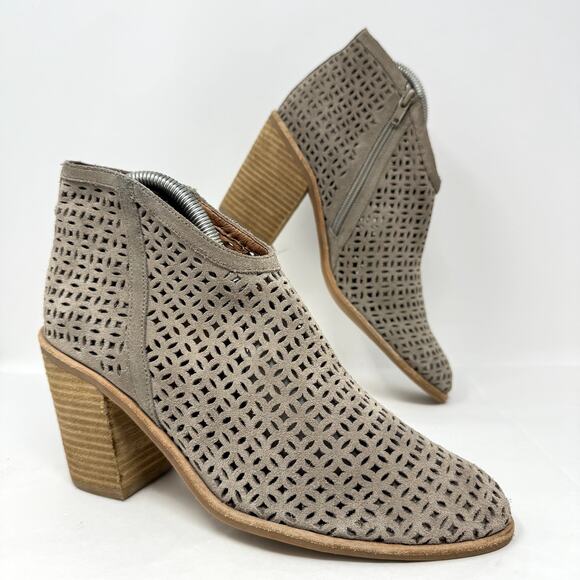 Jeffrey Campbell Medera Shoes Womens 7.5 Taupe Suede Ankle Booties Boho Cottage - Picture 1 of 11